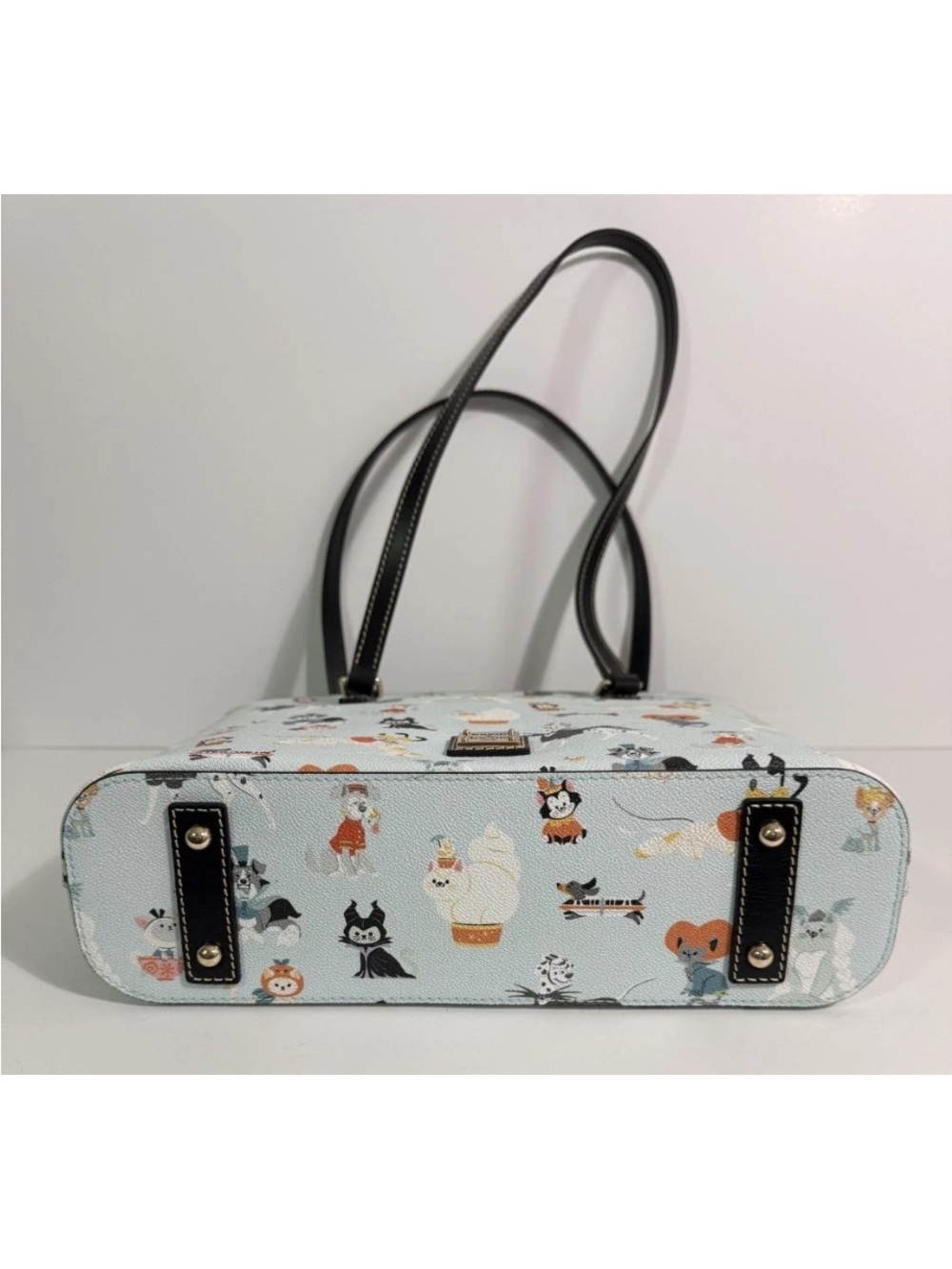 Dooney & Bourke Disney Halloween Dogs and Cats Tote 2026 - Picture 4 of 4